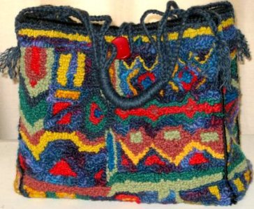 Colourful_tote_designed_and_hooked_by_Robin_Inkpen_Donnybrook_Western_Australia